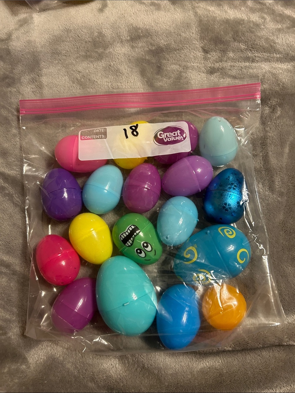 Colorful Plastic Easter Egg Set - Multicolor
